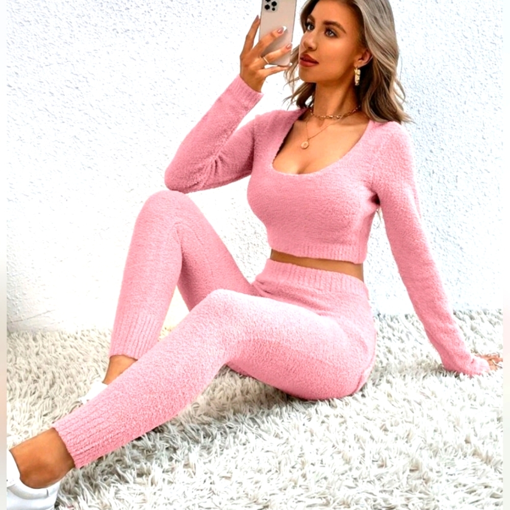 Scoop Neck Crop Sweater & Fluffy Knit Pants Set Lounge